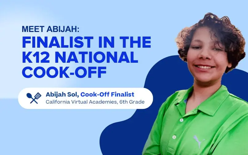 Abijah, un joven estudiante de cocina, sonríe orgulloso.