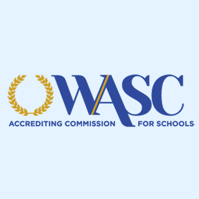 Logotipo de WASC con fondo azul claro